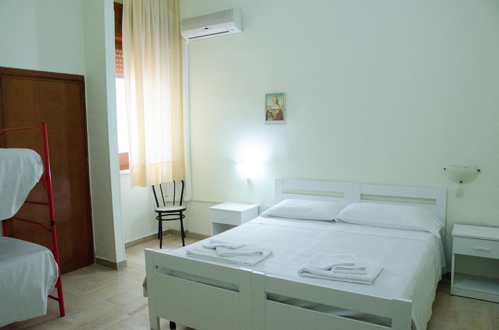 פורטו צ'זראו Hotel Da Ettore - Salento Selection חדר תמונה