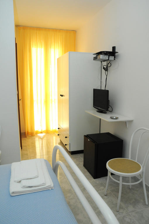 פורטו צ'זראו Hotel Da Ettore - Salento Selection חדר תמונה